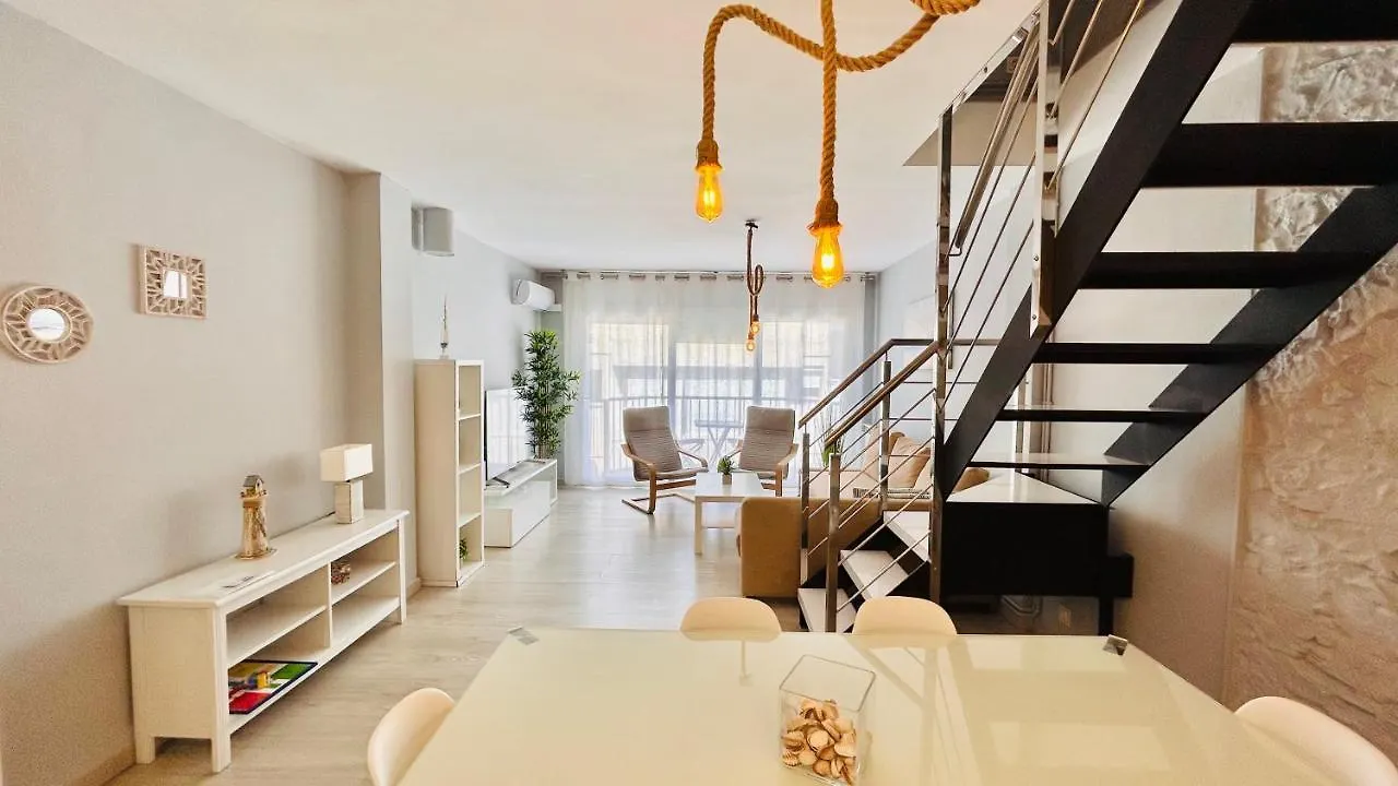 Duplex Sant Jordi Puerto Cambrils kontakter